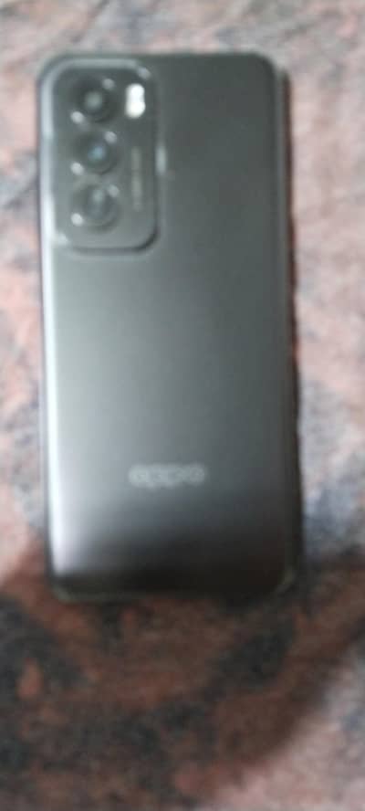 OPPO Reno12