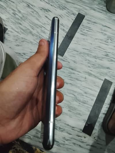 xiaomi mi 10t 8/128 condition 10/10 with box charger(03706332948)