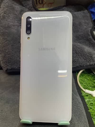 Samsung Mobile A30s