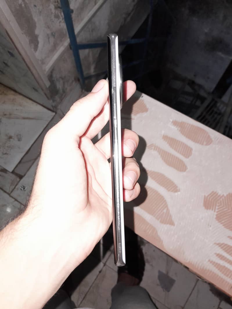 Tecno Spark 20 Pro Plus 0