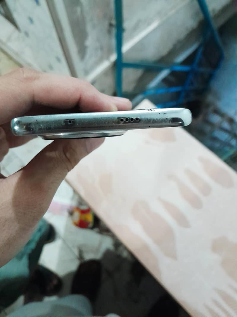 Tecno Spark 20 Pro Plus 3