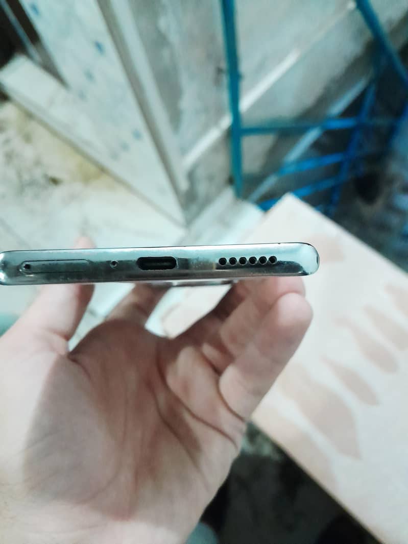 Tecno Spark 20 Pro Plus 4