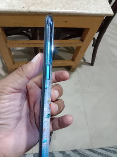 Vivo Y51s