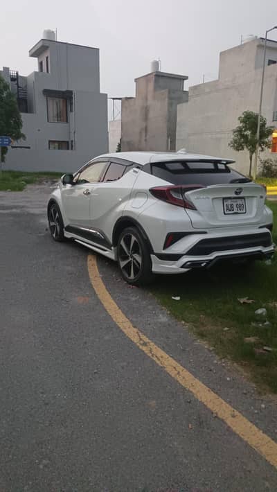 Toyota C-HR 2019