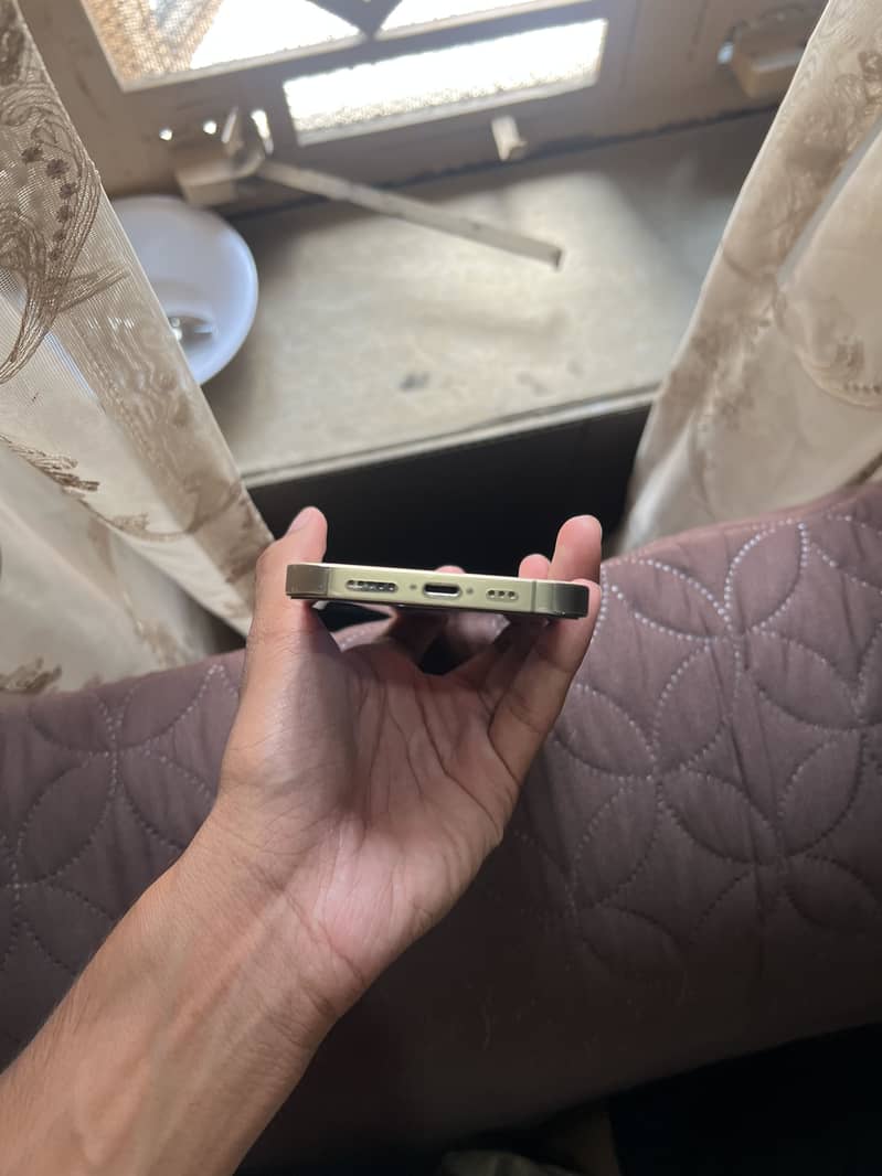 Apple iPhone 13 Pro 5