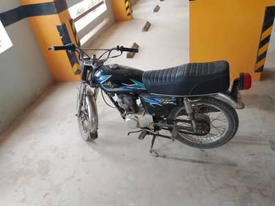 Unique 125