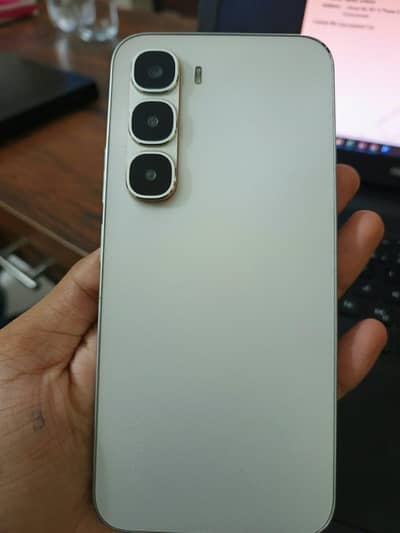 Infinix Hot 60 Pro