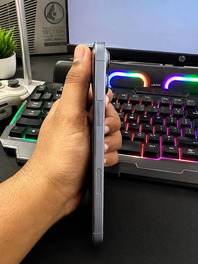 Apple iPhone 13 Pro Max 1