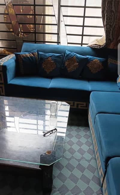 L shaped sofa set good condition