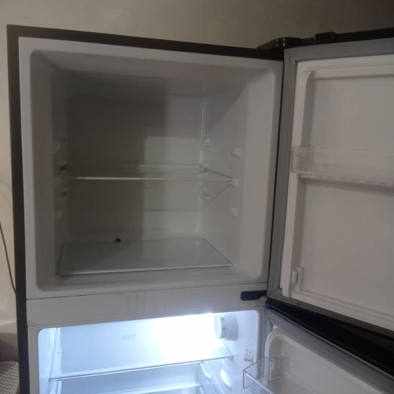 Dawlance refrigerator 5