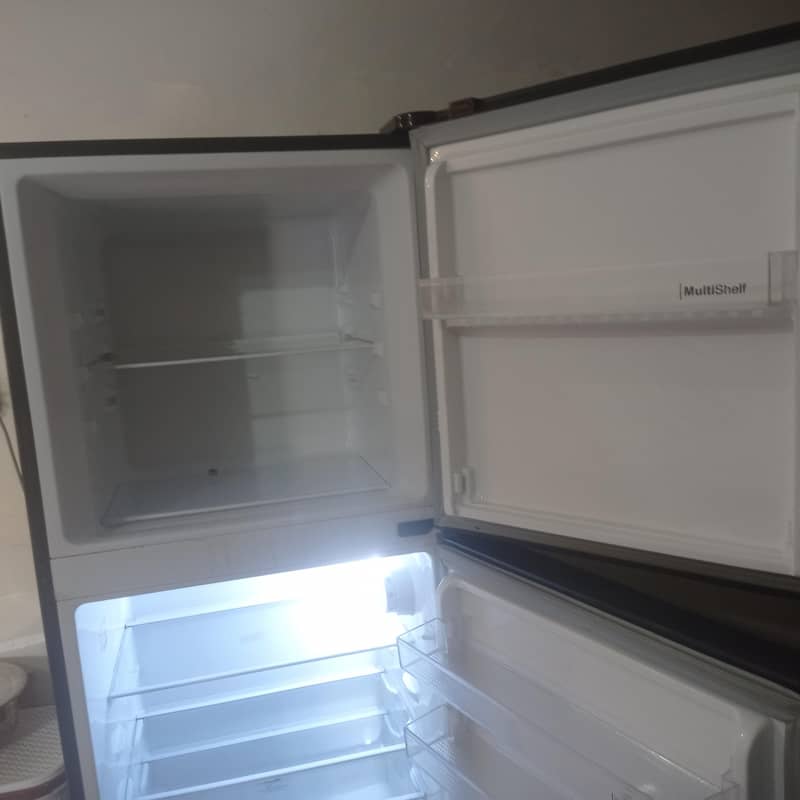 Dawlance refrigerator 6