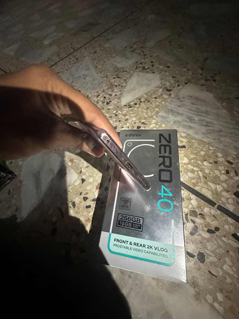 Infinix Zero 40 6