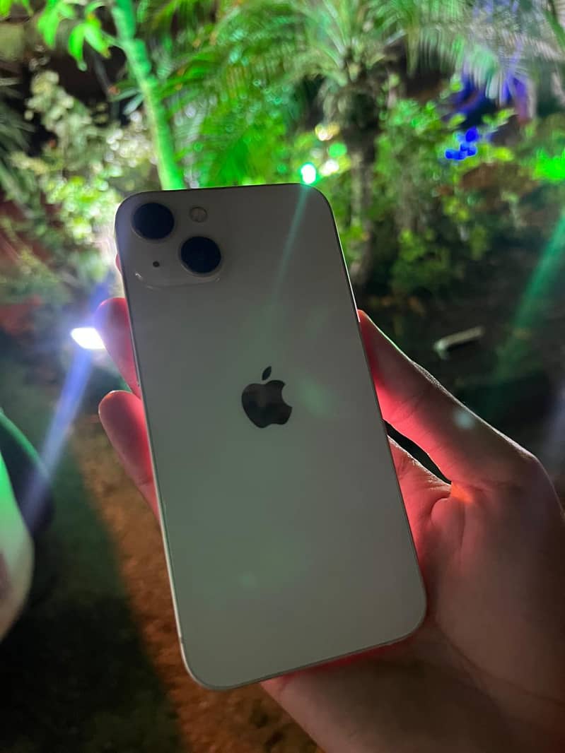 Apple iPhone 13 1