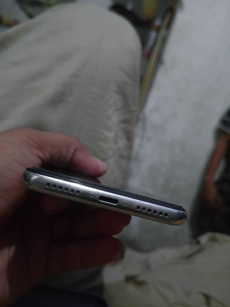 Apple iPhone X 1