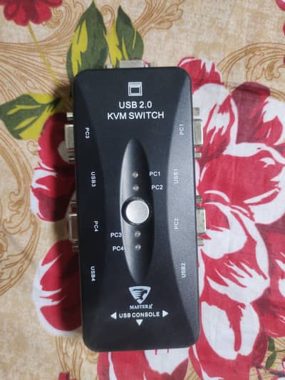 USB 2.0 4-Port VGA KVM Switch - Fully Working | Excellent Condition