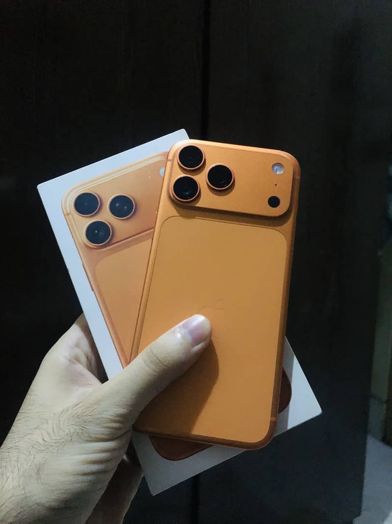 Apple iPhone 17 Pro Max 0