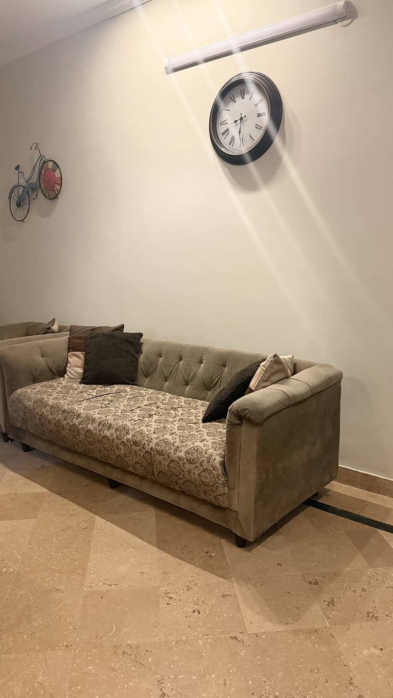 Modern 6 seaters Sofas 2