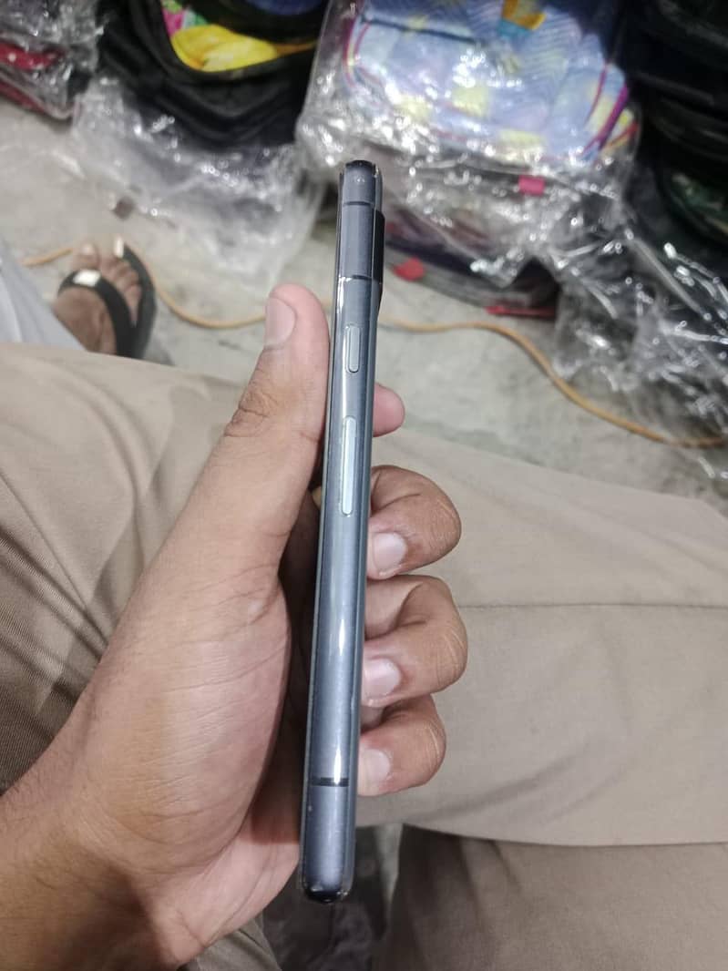 Google Pixel 7a 2