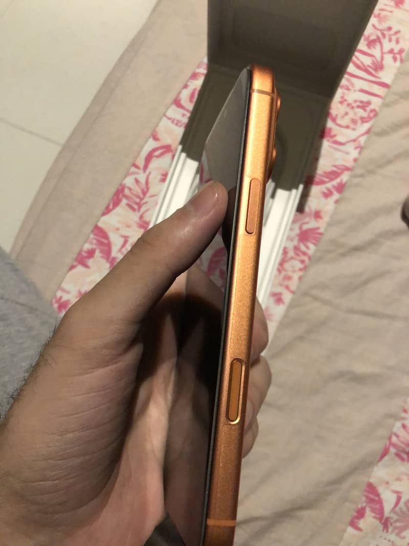 Apple iPhone 17 Pro Max 2
