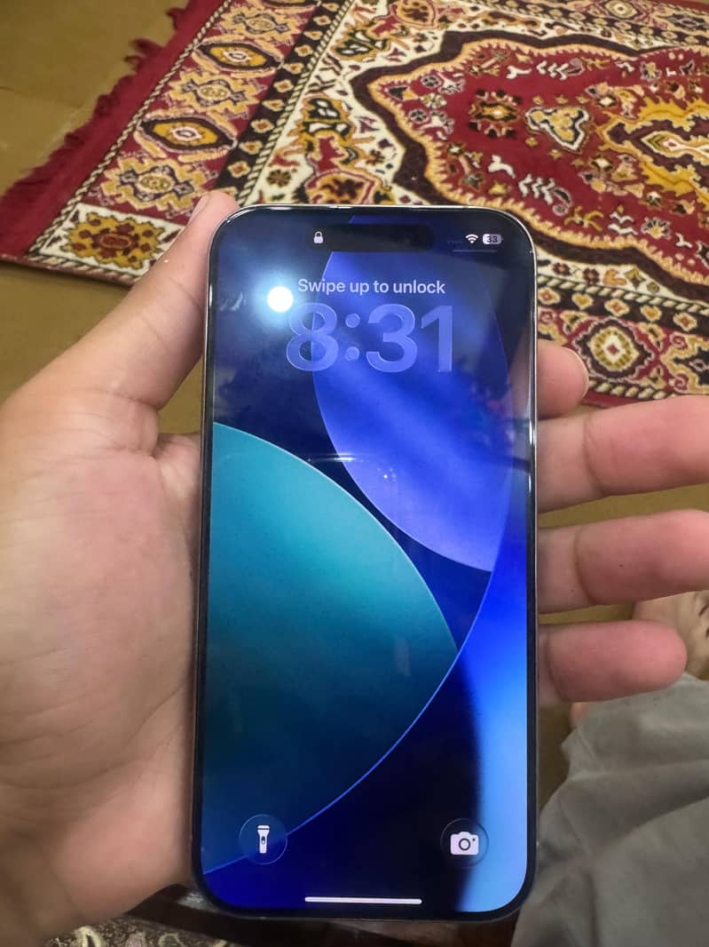 Apple iPhone 15 Pro 2