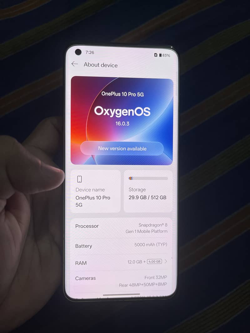 One Plus 10 Pro 4