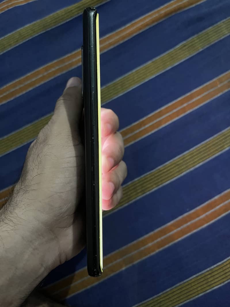 One Plus 10 Pro 6
