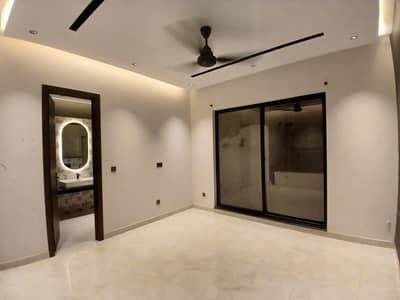 Brand New 7 Marla Lower Portion for Rent in DHA Phase 3, Z Block