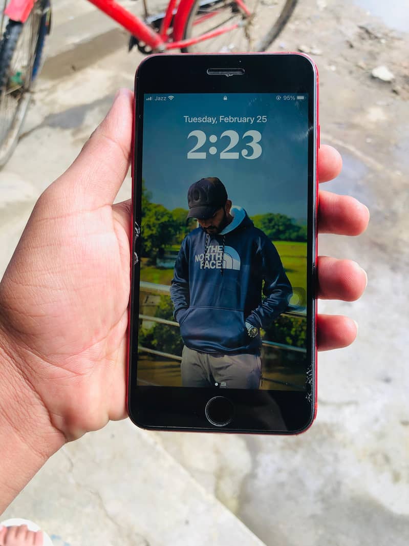 Apple iPhone 8 Plus 2