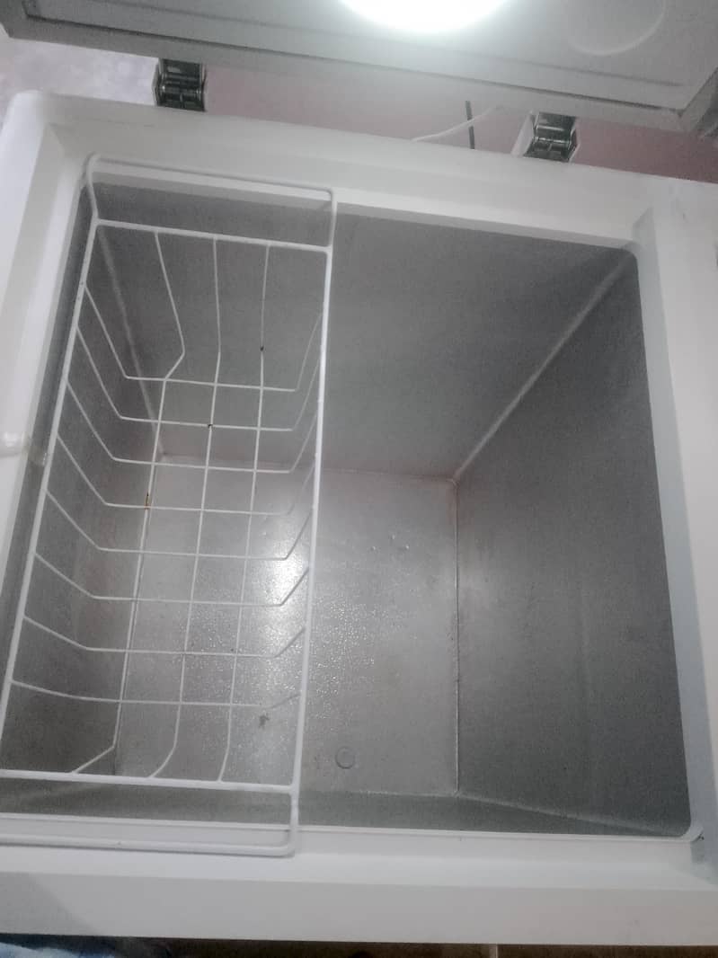 refrigerator 3