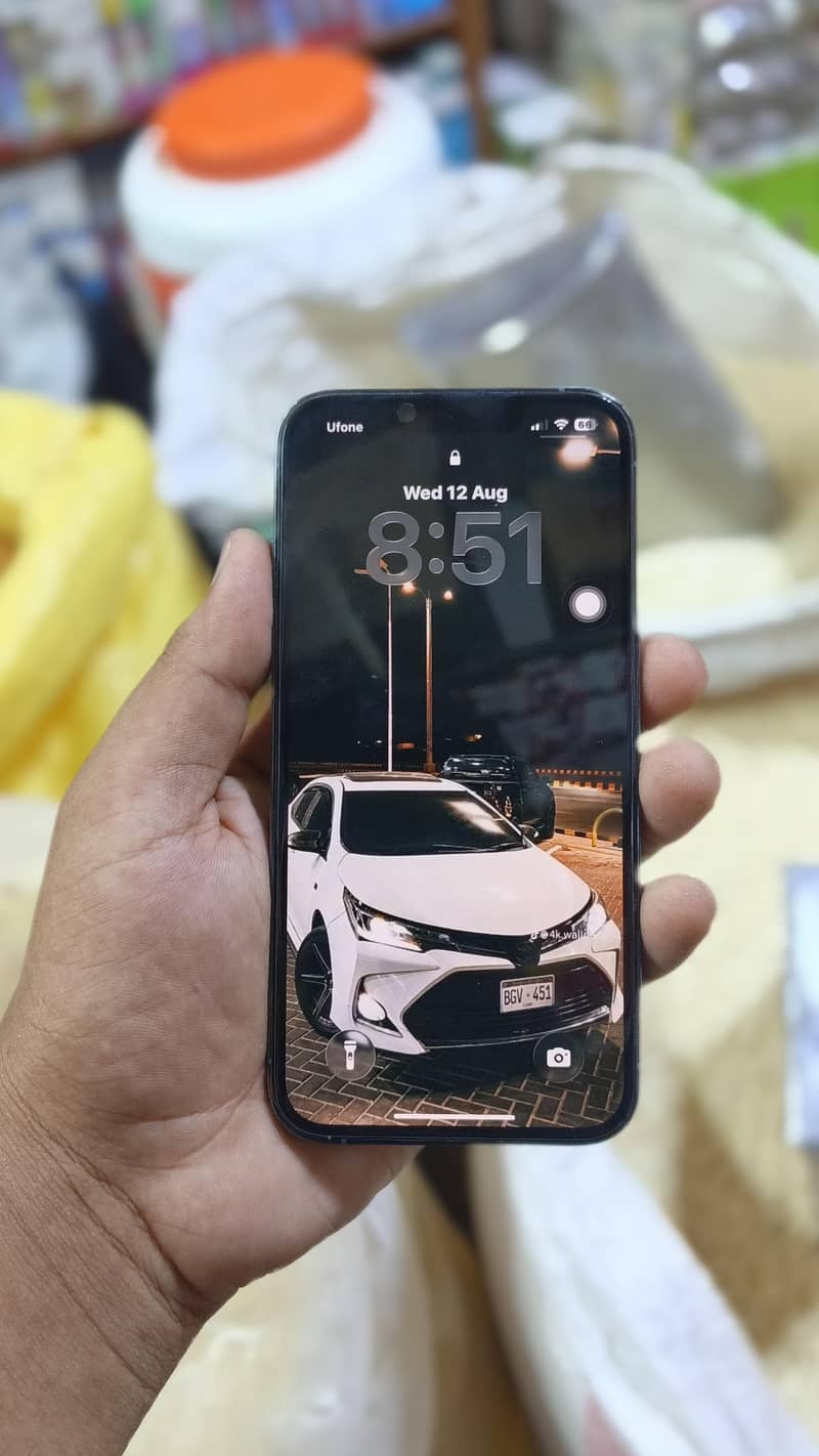 Apple iPhone 13 Pro 2