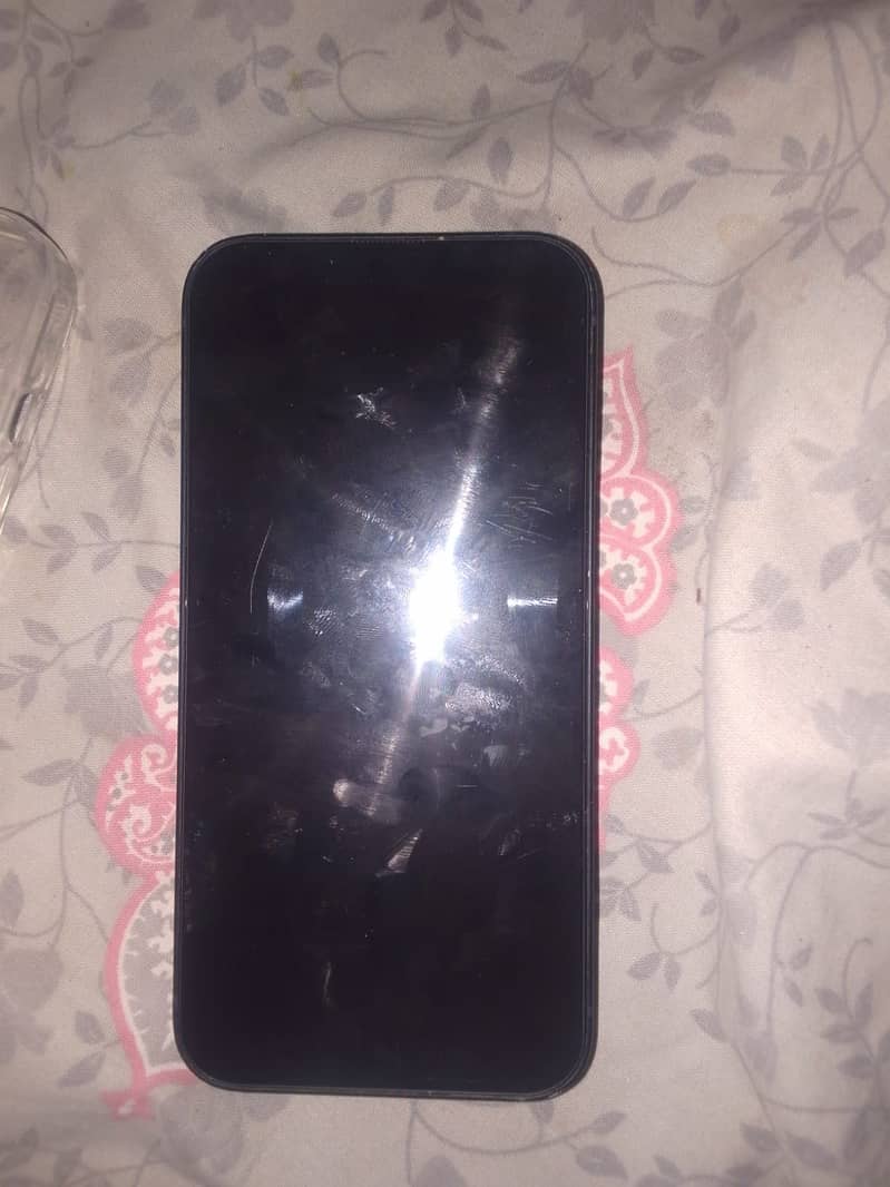 Apple iPhone 13 1