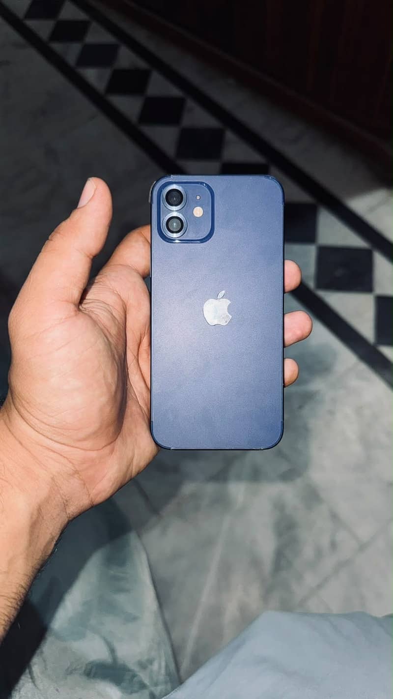 Apple iPhone 12 0