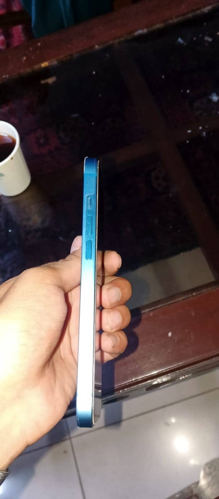 Apple iPhone 13 5
