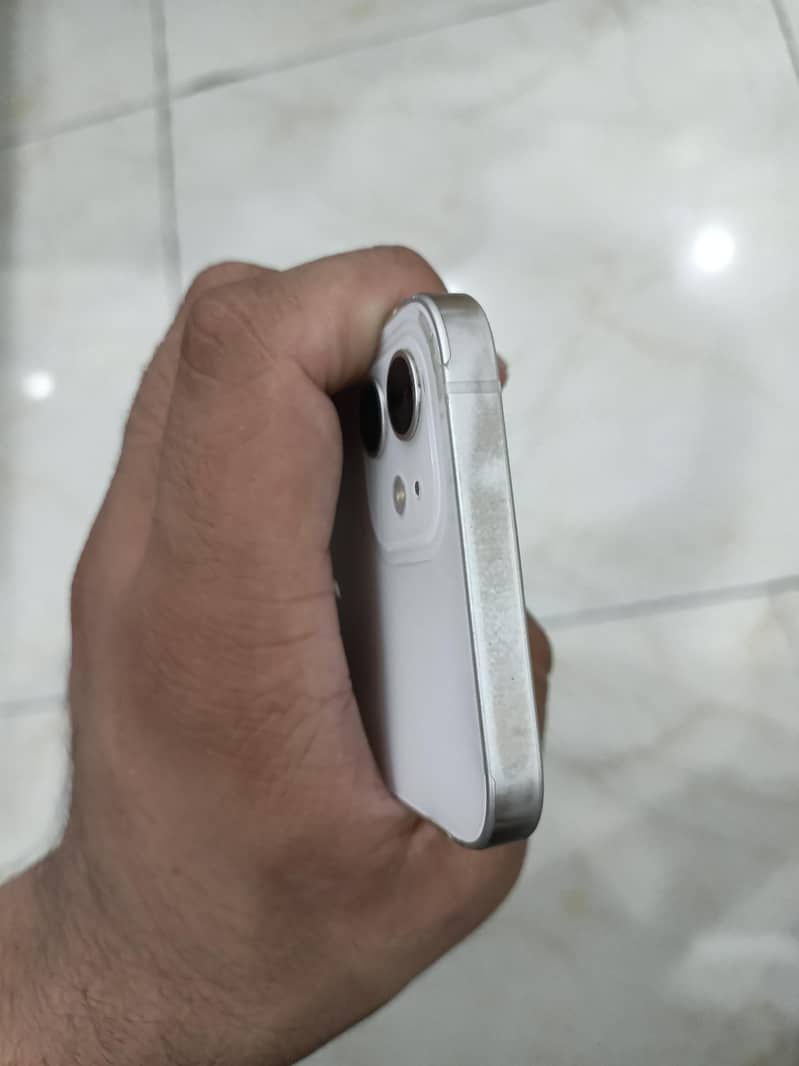 Apple iPhone 12 2