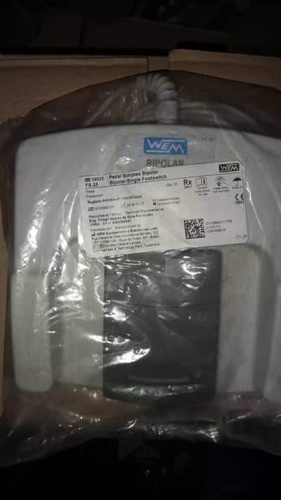 WEM501SX. Brand new zero meter complete kit both foot switches  200W WE