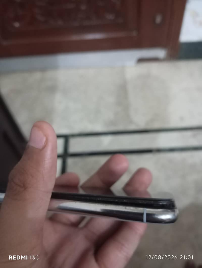Apple iPhone X 2