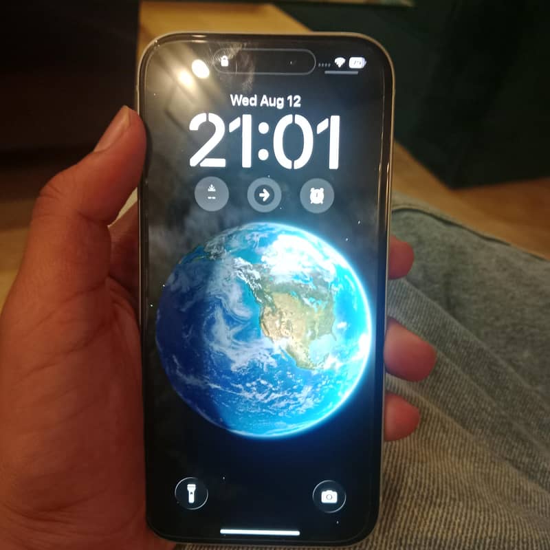 Apple iPhone 15 2