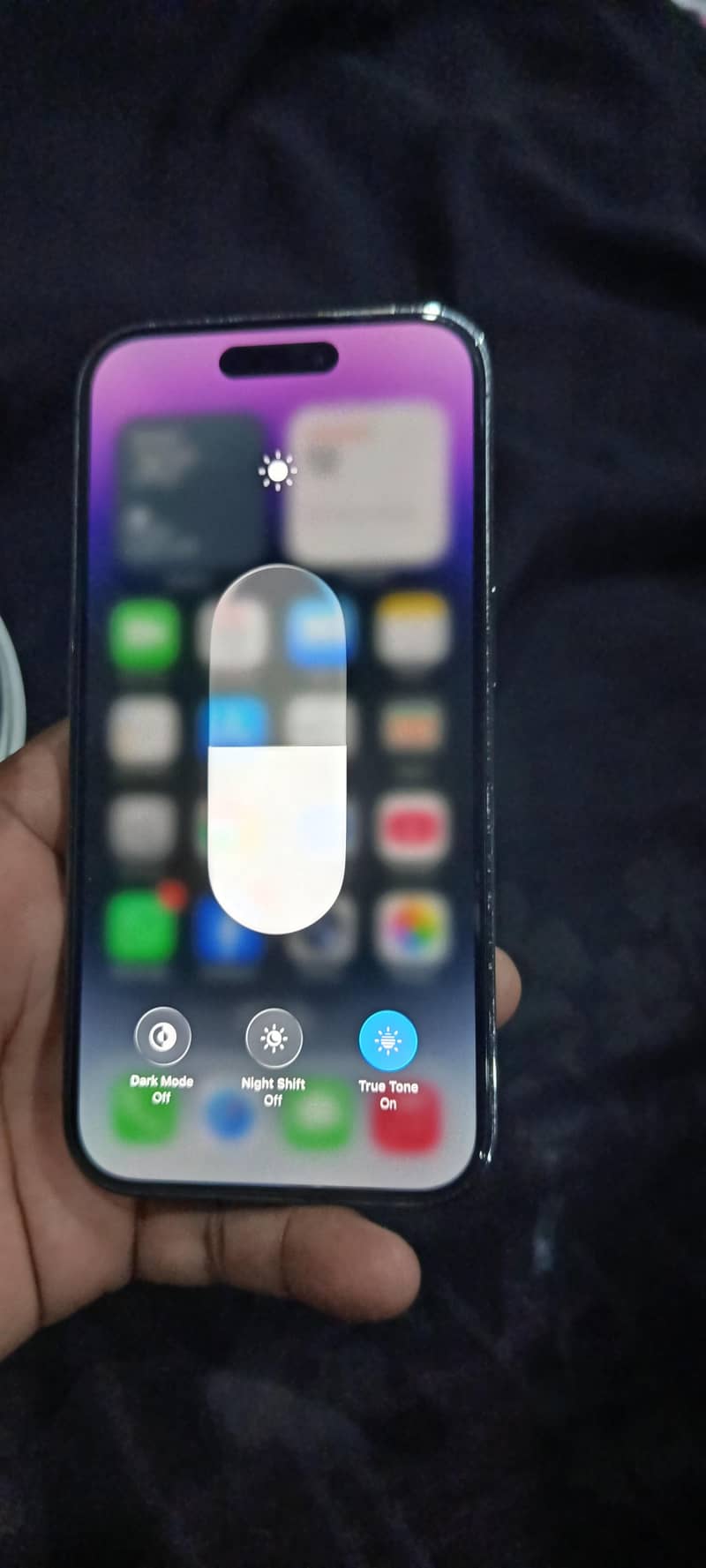 Apple iPhone 14 Pro 2