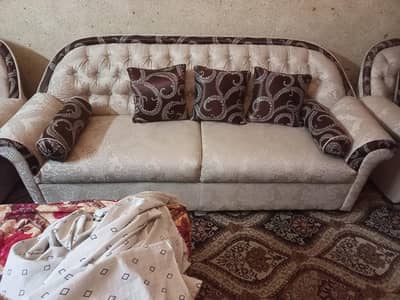 5 Seat Sofa Set (almost Unused)
