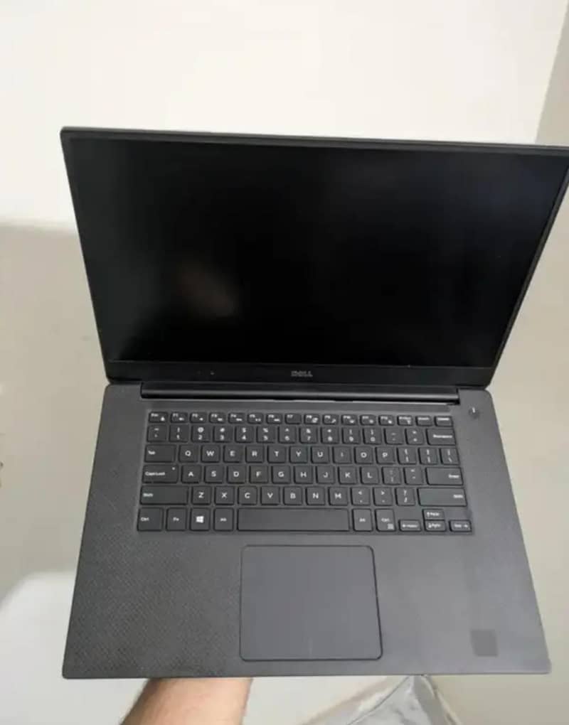 Dell precision 5520 3