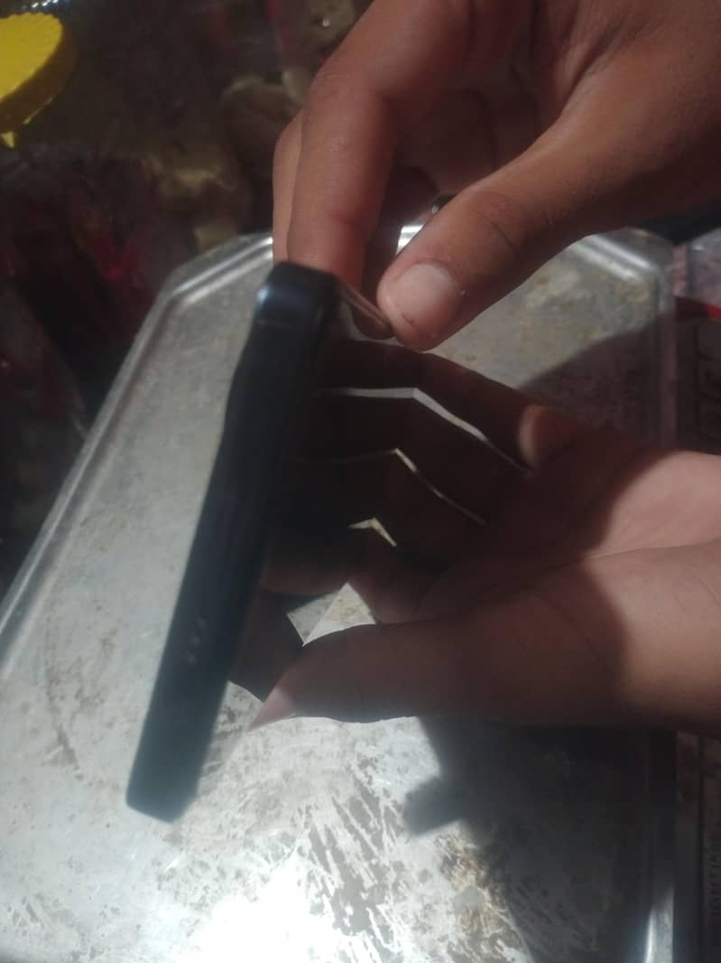 Tecno coman 20 1