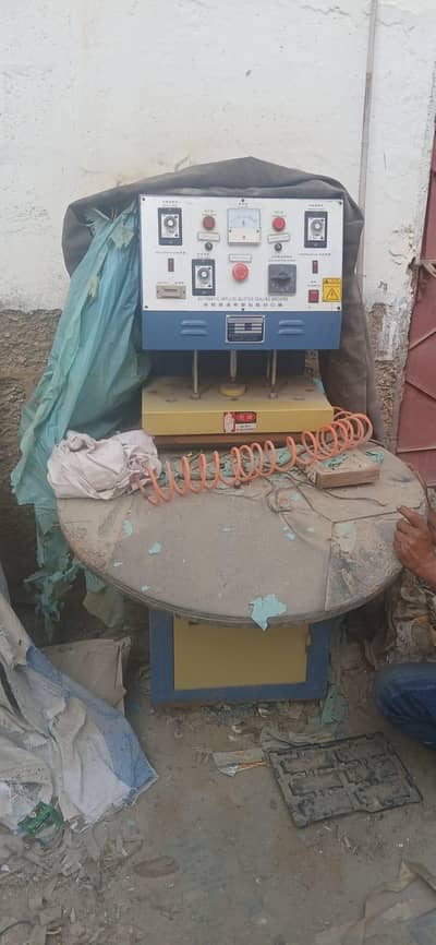 Automatic Impulse Blister Sealing Machine. .