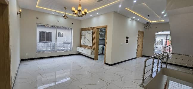 5 Bed Full House Available For Rent