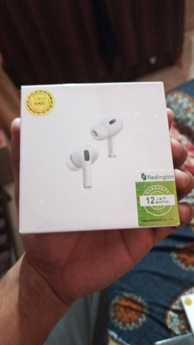 EARBADS PRO2 1