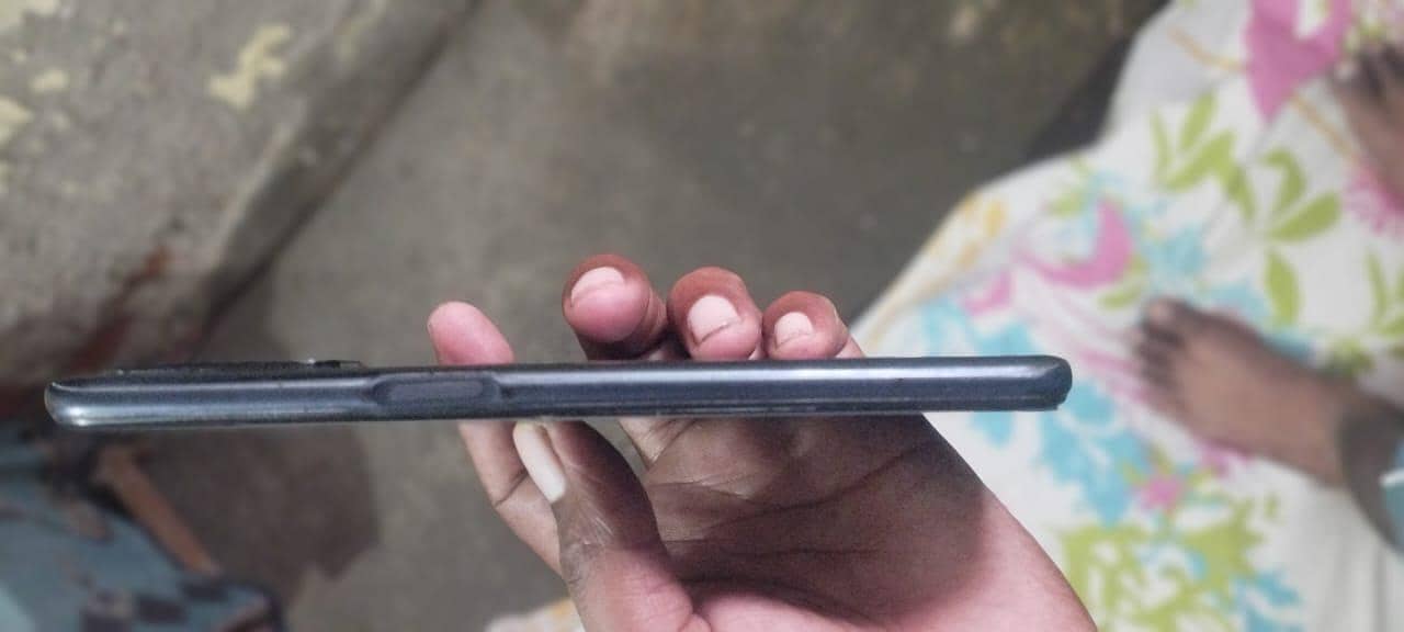 Oppo A54 1
