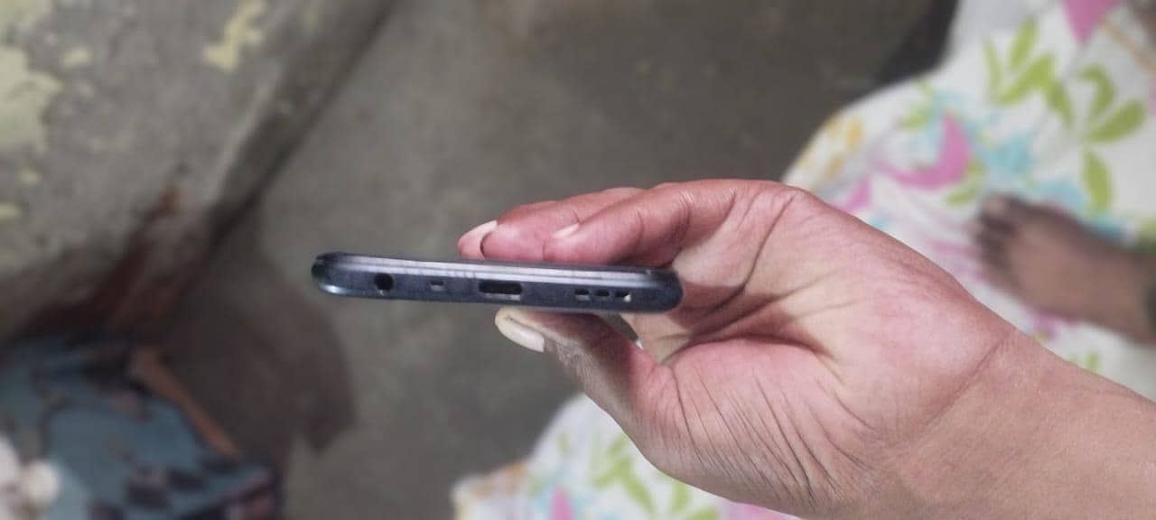 Oppo A54 6