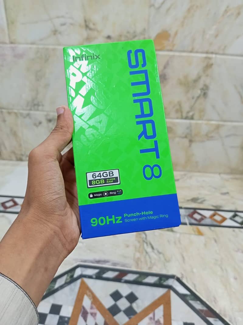 INFINIX SMART 8 1
