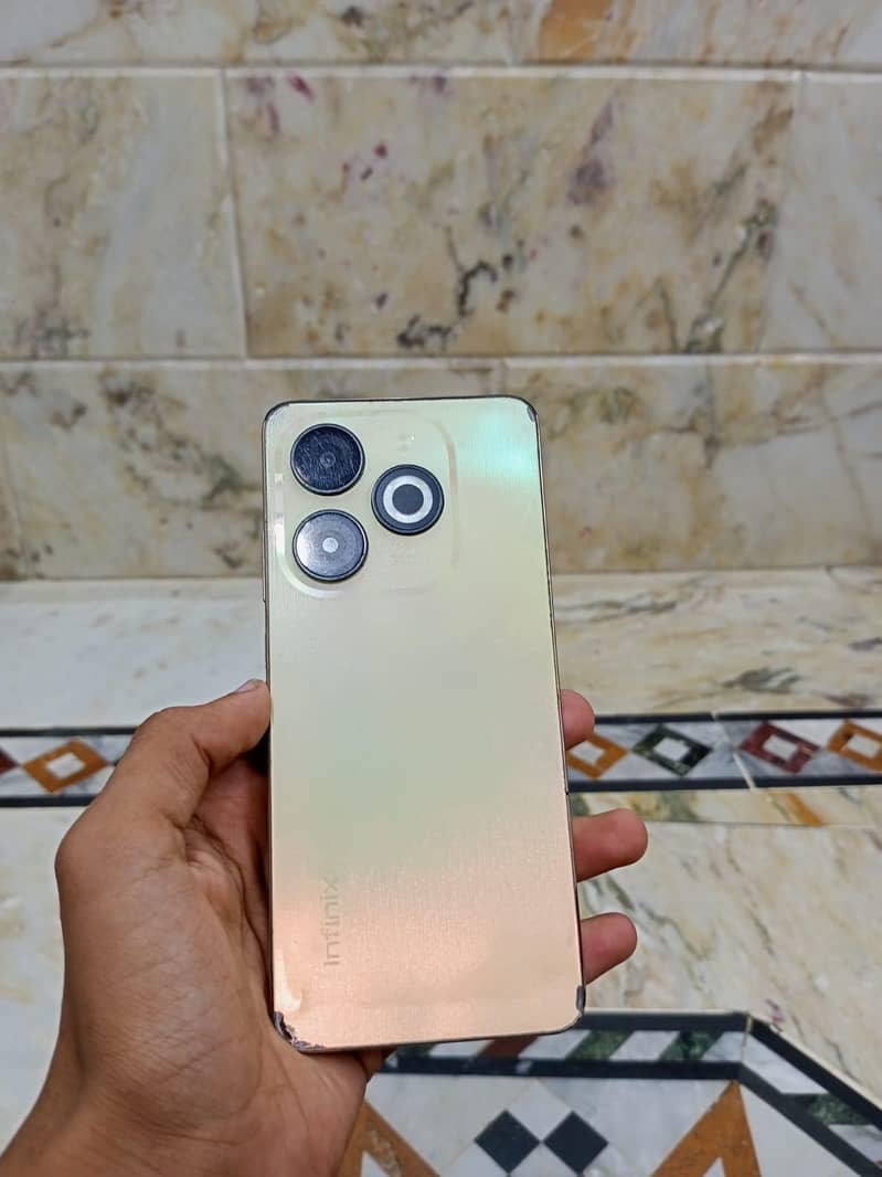 INFINIX SMART 8 4