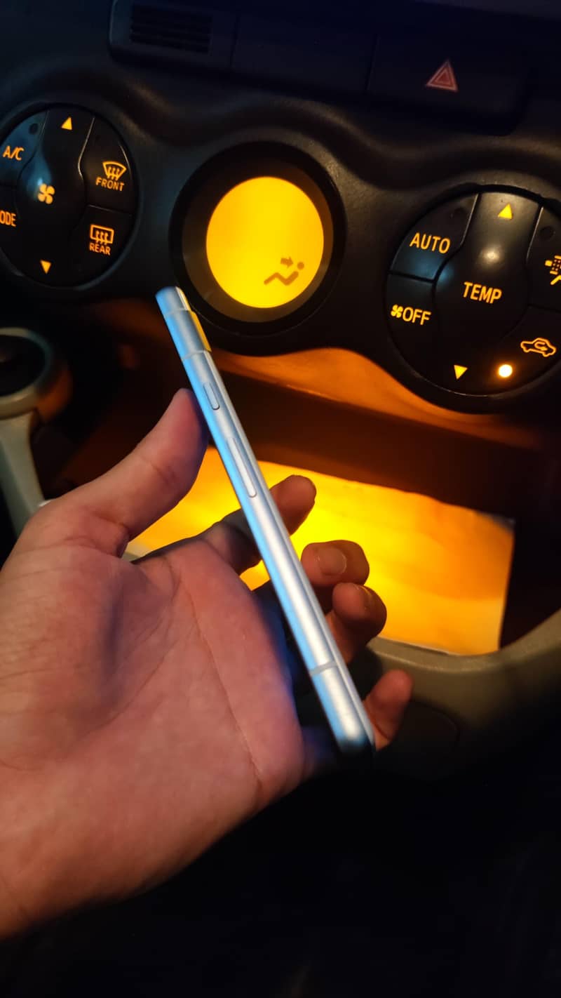 Google Pixel 7A 5