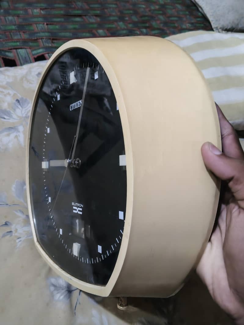 citizen wall clock ⏰ 4